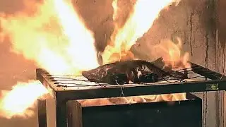 Fire test on a mobile battery || Crazy experiment with mobile battery