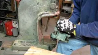 Delta saw arbor reassembly