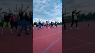 ZUMBA - Turn me on - Kevin Lyttle #stepintohappy #dance #zin #zinlife #dancer #zumba #music