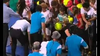 Novak Djokovic  injury while  Hopman Cup   Rail Falls