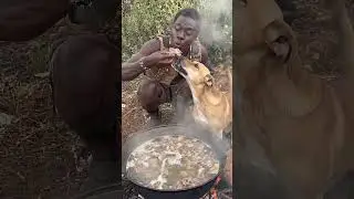 Hadzabe Cooking with Natural Leaf Wraps #Hadzabe #LeafWraps #PrimitiveCooking #WildFood #shortsfeed