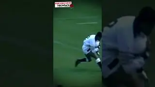 Guscott Breaks through French Defence for England Try in 1991 Rugby World Cup #rugbyworldcup2023