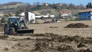 REDISTRIBUZIONE LETAME | DEUTZ-FAHR AGROFARM TTV430 + Caricatore Frontale ARGNANI&MONTI