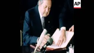SYND 23 11 77 SPAIN AND PORTUGAL SIGN TREATY OF FRIENDSHIP