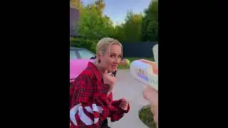 Клава Кока испугалась пистолета🤣🤣🤣