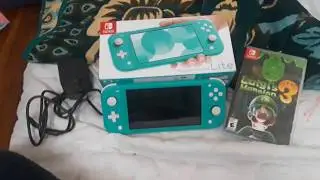 Unboxing Nintendo Switch lite 💙 Turquoise and 💚 Luigi's Mansion 3