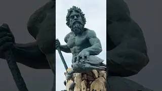 King Neptune Statue @Virginia Beach 🌊🏖️ |Day&Night view| Large Bronze Statue |