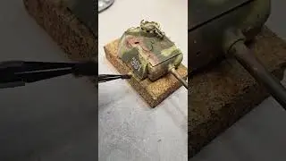 Scale model chipping tutorial - 1 :35 scale tamiya panther G late.