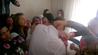 Seda yeğenimizin (Bülent  Serttaş -  güldalım ) eşliğinde vedalaşması