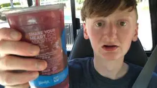 Wendy's Blueberry Pineapple Fruit Tea Chillers Review