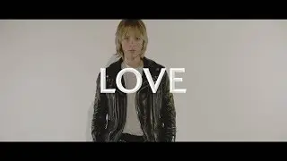 Edie Campbell and Tim Blanks Discuss Abuse and Accountability Within the Fashion Industry