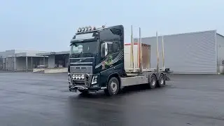 K&ouml;p Timmerbil Volvo FH16 6x4 p&aring; Klaravik
