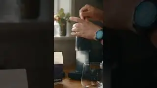 Simple pleasures of an iced coffee with Moving Coffee #shorts #coffeetime #coffeebreak #calming