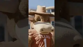 #Texas Longhorns x Staycation Sports 🤘Hook Em meets Charlie Boots