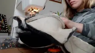 Making rabbit fur Hats with a sewing machine!
