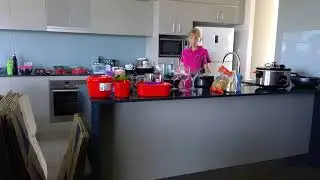 Standard unpacking service