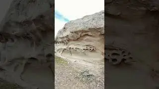 Tataviam site #abandoned #forgottenplaces #rockshelter #chumash