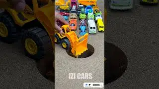 jcb pushing new jeep blk car red car in to deep pit autorickshaw and tractor near #jcpbackhoe #jcb