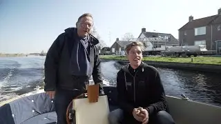 Van Leijen Watersport levert boot af in Blokzijl, klanten heel erg blij!