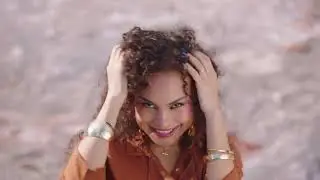 ARNAAH   VOLA CLIP VIDEO