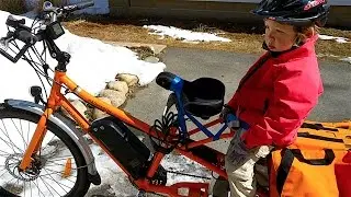 Не делайте этого. Поездка в школу на подержанном автомобиле Radwagon Cold в холмистом Вермонте и как не стоит носить ребёнка