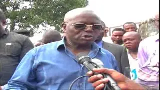 Le gouv. André Kimbuta face aux pluies diluviennes a Kinshasa
