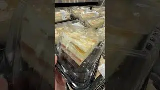 New cake at Costco 😍🎂🍰#costco #costcodeals #shorts #newfinds 