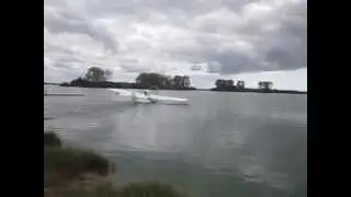 Seamax entering the lake at Les Guifettes, Lucon 5/9/2015