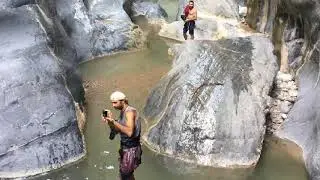 Snake gorge