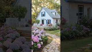 (038)Beautiful Cottage Surrounded by Hydrangeas #smallhomes #tinyhouse #minihomes