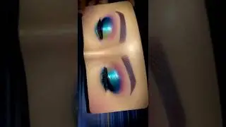 How to do peacock eye makeup || peacock eye makeup tutorial #eyemakeuptutorial #peackok #colourful