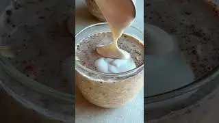 OVERNIGHT OATS with veggies for breakfast! Easy, budget-friendly, vegan. Ingredients in description.