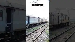 gatiman Express India's first fastest train #train #railwaycontent #railwaycontent #railway