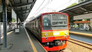Morning routine with electric train KAI Commuter | cinematic short movie using Poco X3