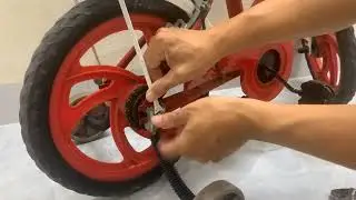 C&aacute;ch lắp b&aacute;nh phụ xe đạp trẻ em