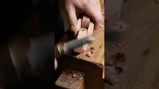 Carving an Impossible Chain From a Single Piece of Wood