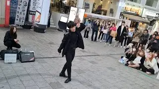 [STREET ARTIST] YU KAGAWA & HYOJIN. INTERACTIVE HONGDAE BUSKING. 230307.