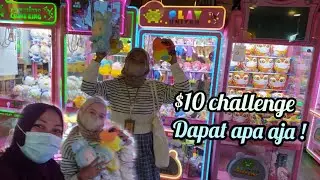 Claw machine at yew tee point Play united Capit Boneka bikin Happy 😁