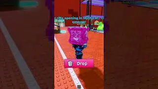 Complex Spawned an CElestial Lucky Block in Escape the Tsunami!