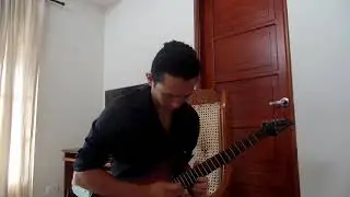 Mixolydian lick (multi-finger tapping + sweep-picking)