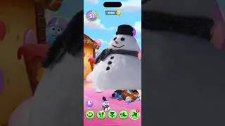 Talking tom builds a snowman ⛄️ and it falls on him❄️☃️