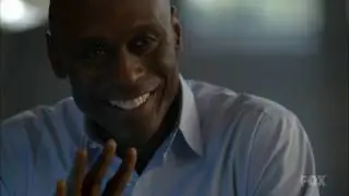 Fringe 3x19 Broyles and his bird