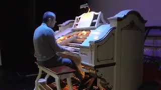 The first time I saw you - Victoria Hall, Saltaire, Bradford (Wurlitzer organ)
