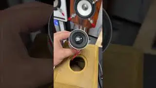 Subwoofer B2, 2