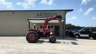 International 656 diesel hydro tractor w loader