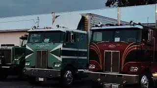 Peterbilt 352 