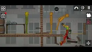 KILLER CLOWN KILLS MELONS