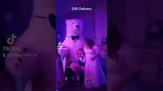 Поздравления от Белого Мишки на свадьбе и крестинах. Gift Delivery. #surprise #polarbear #&beta;ά&pi;&tau;&iota;&sigma;&eta;