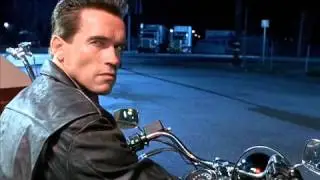 Arnold Schwarzenegger haunts Craigslist at 4 am
