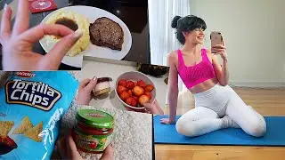 a VeRy realistic what I eat in a day / lockdown edition